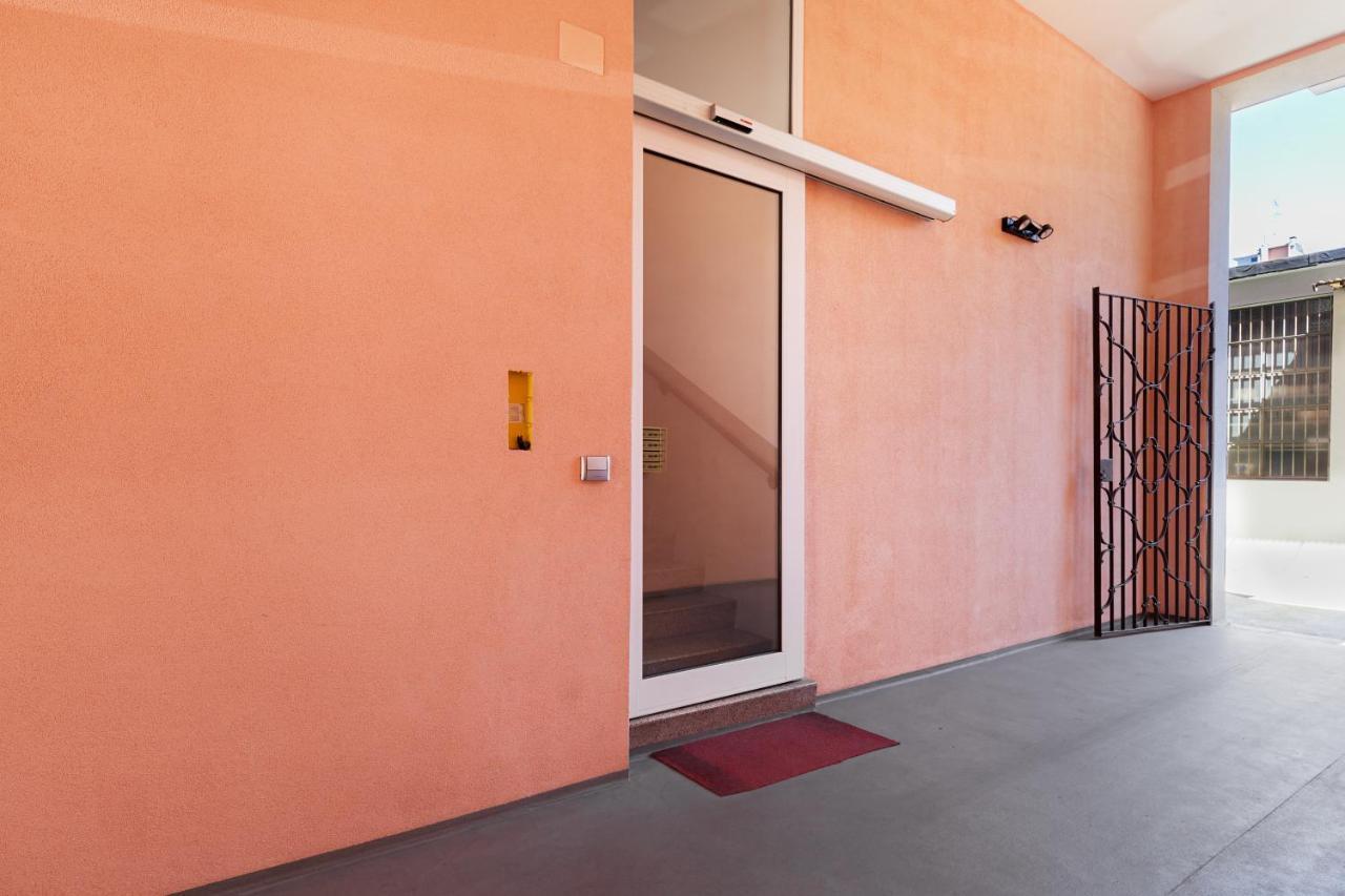 Elegant Flat In Milan, Wi-Fi E Netflix! Appartement Buitenkant foto